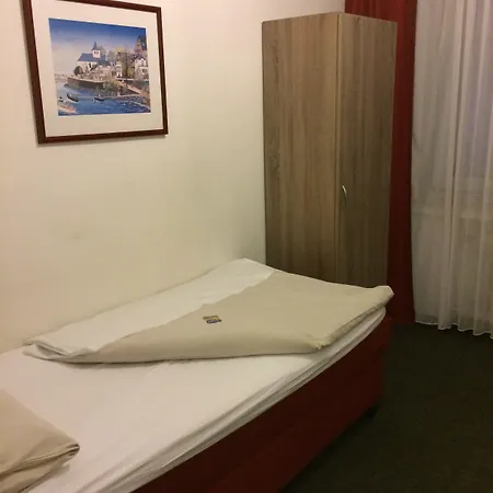 Central Hotel
