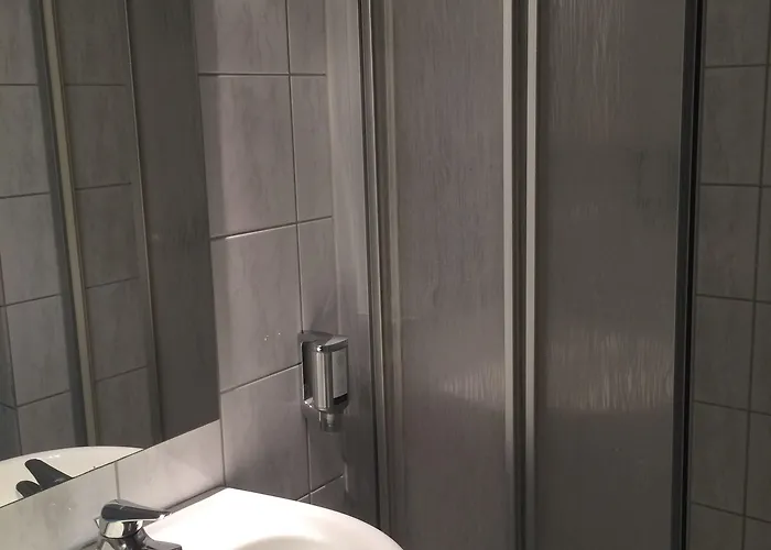 Central Hotel Hotell Troisdorf