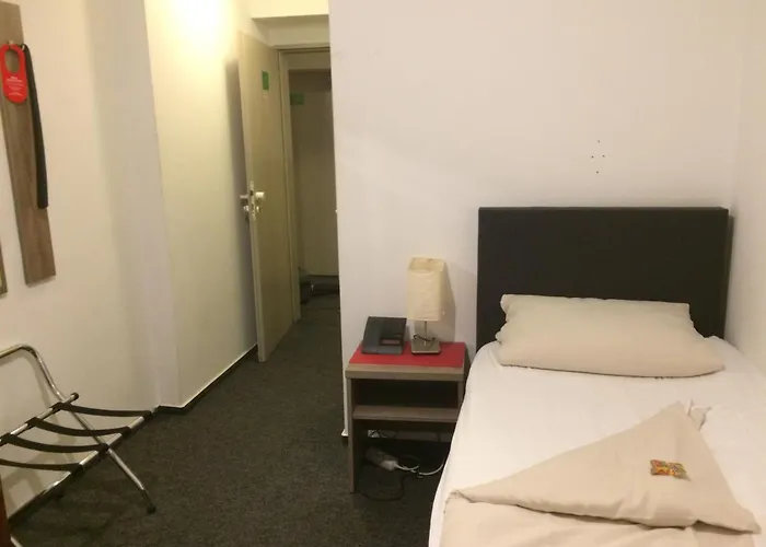 Central Hotel Troisdorf