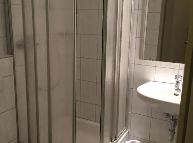 Hotell Central Hotel 3*